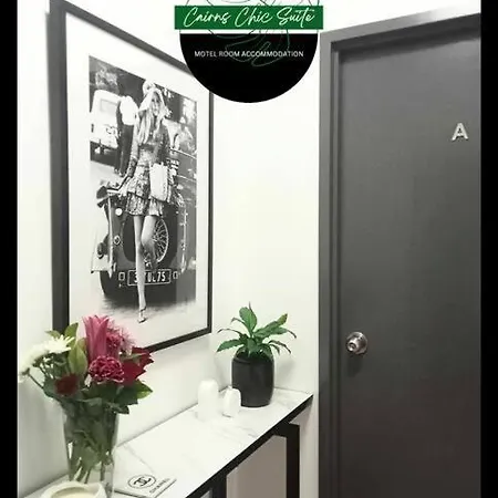 Cairns Chic Suite - Motel Room A Exterior photo